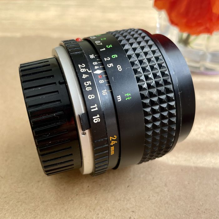 Minolta Rokkor 24mm 2.8