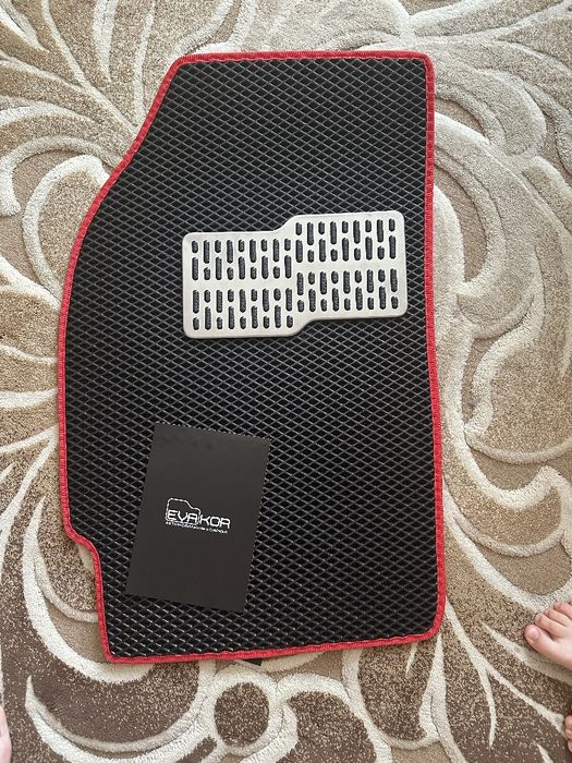 Автомобильные полики Evakor на Спарк