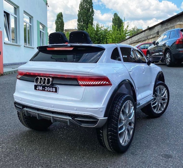 Детский электромобиль Audi Q8 4x4 до 8 лет | количество ограничено!