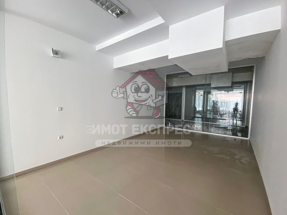 Продава се Магазин в Асеновград - 20 кв.м за 1326 €/кв.м - Снимка #4