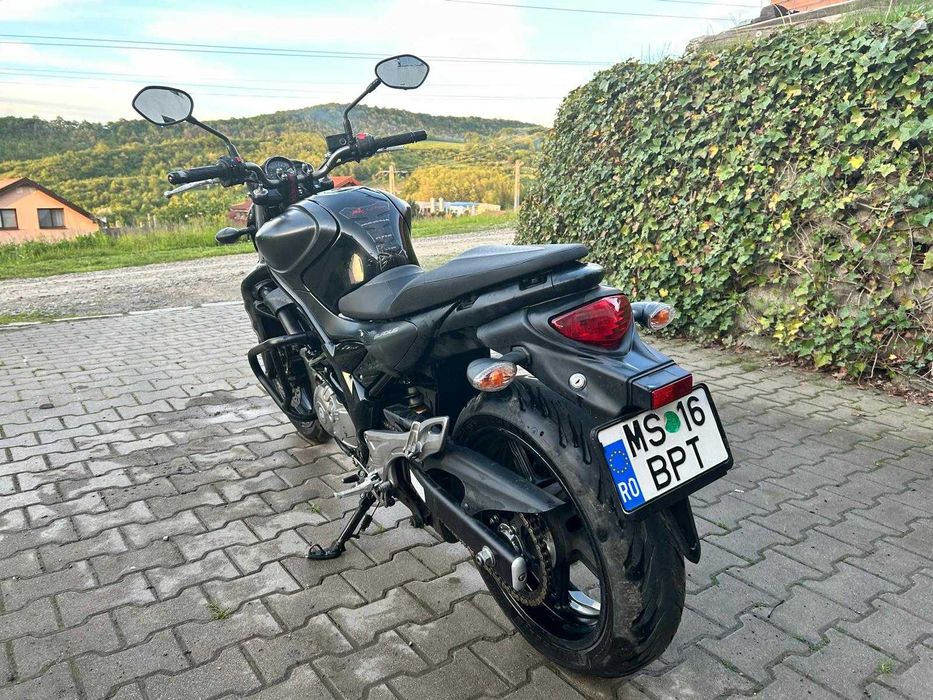 Suzuki SV 650 Gladius ABS limitat A2