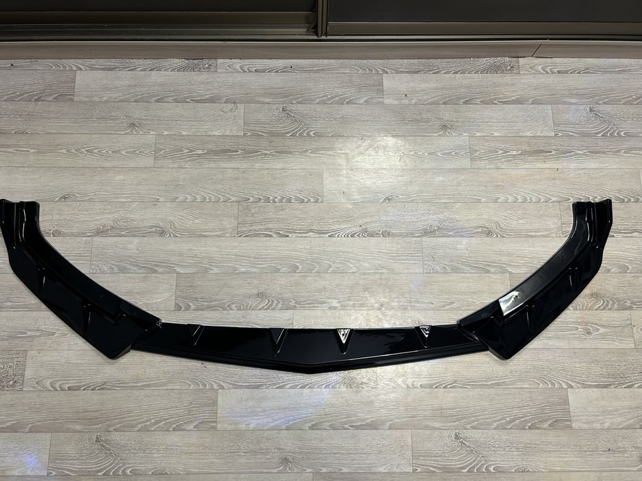 Сплиттер губа geely monjaro