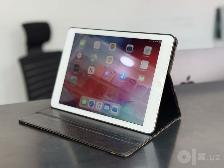 Apple iPad Air Planshet