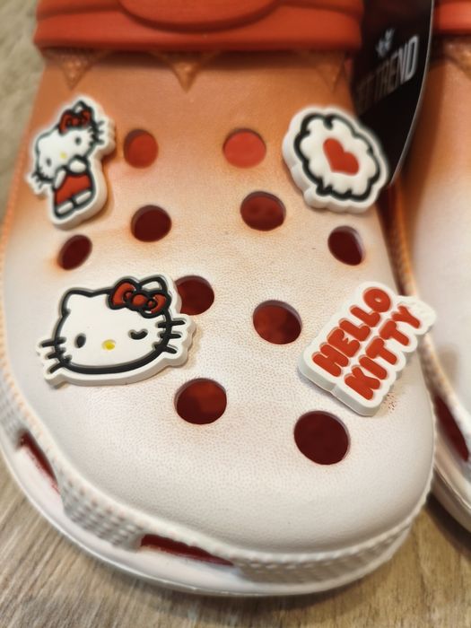 Hello Kitty Clogs roșii – noi cu etichetă – mărimea 40 EU