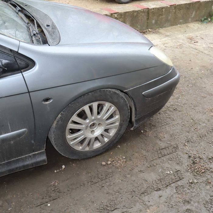 Десен калник за Ситроен С5 2005 год.