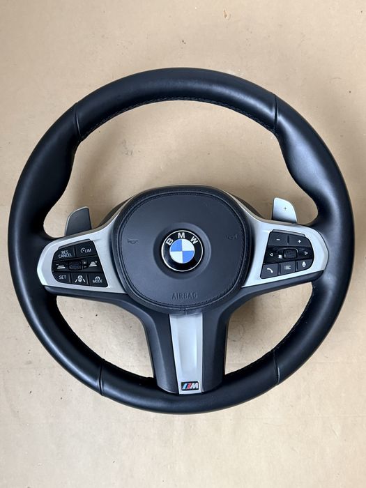 Оригинален M волан бмв bmw g01 g02 g05 g06 g11 g12 g14 g15 g16 g30 g31