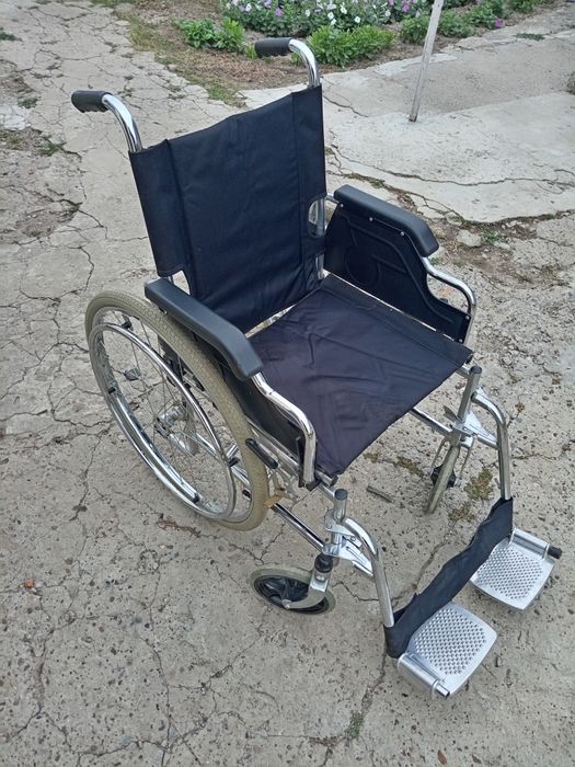 Инволидное кресло