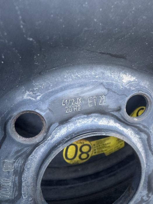 Резервна гума Патерица за Ауди 20 цола