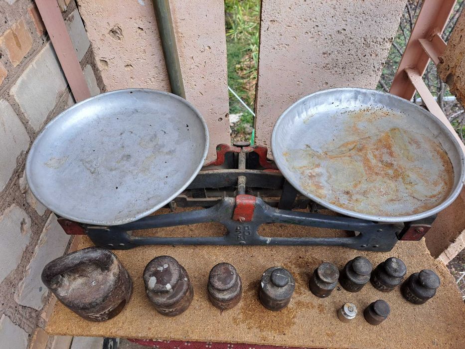 Продаются весы Советские.