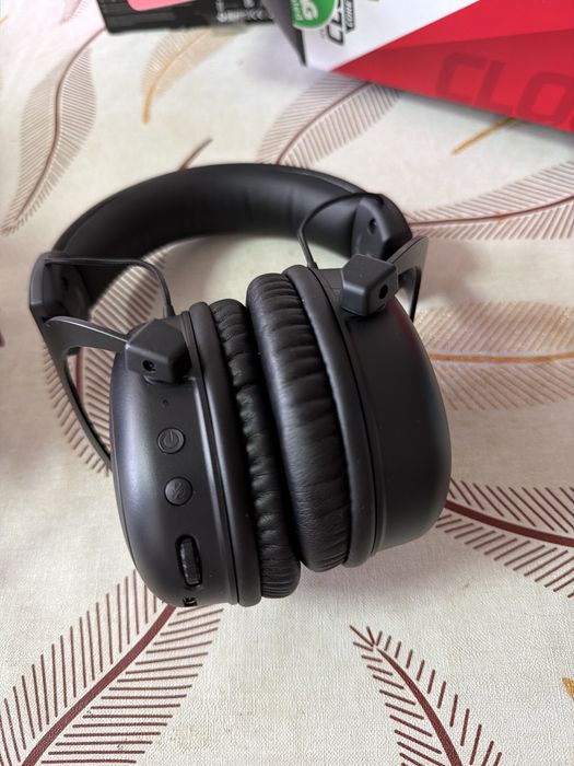 HyperX Cloud Alpha si HyperX Cloud 2