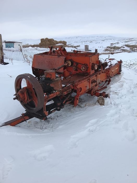 Продам 2 тюковых пресса для сена