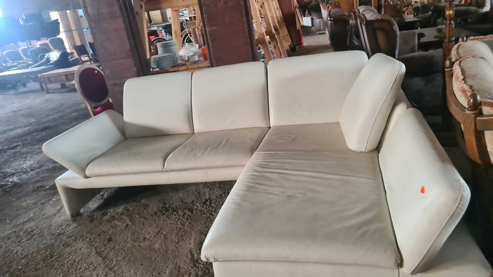 ъглов кожен диван с релакс функция