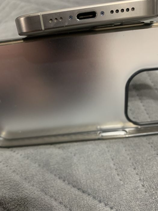Продам iphone 15 Pro 1тб (1024гб)