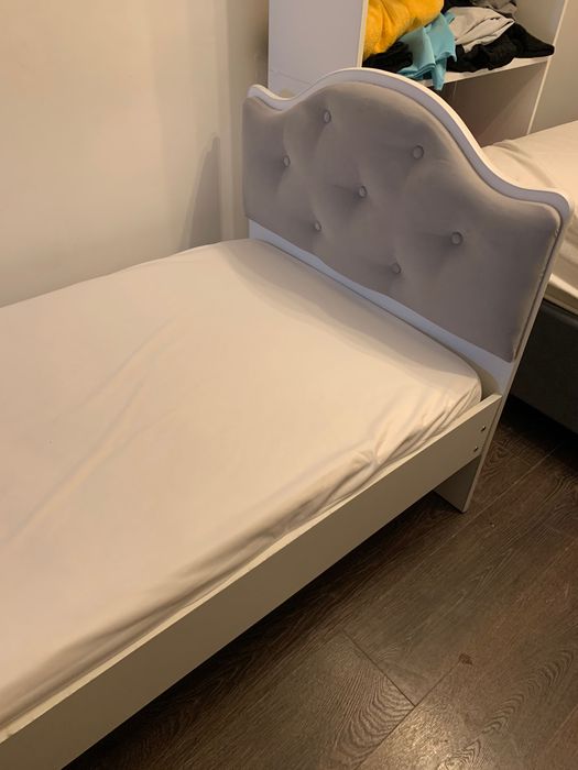 детская кровать с матрасом