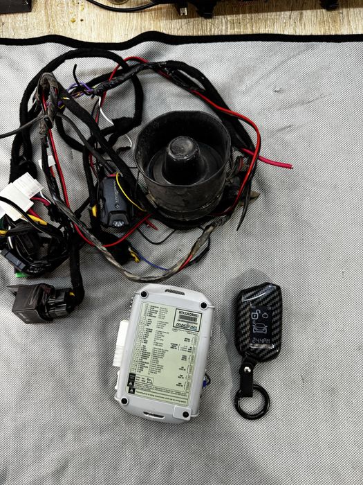 Megicar 906s daminat seri blok antenasi blokda