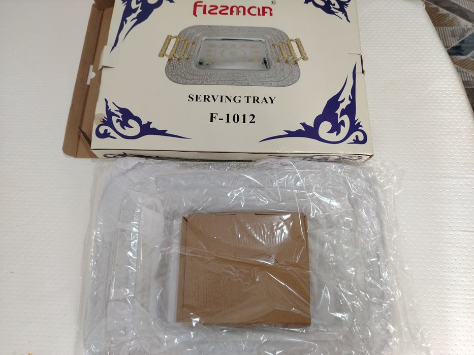 Продам подносы ( разносы)