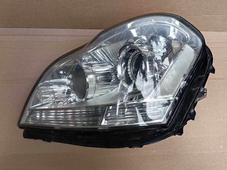 Фар за Mercedes GL X164 Bixenon / Мерцедес ГЛ Х164 Биксенон