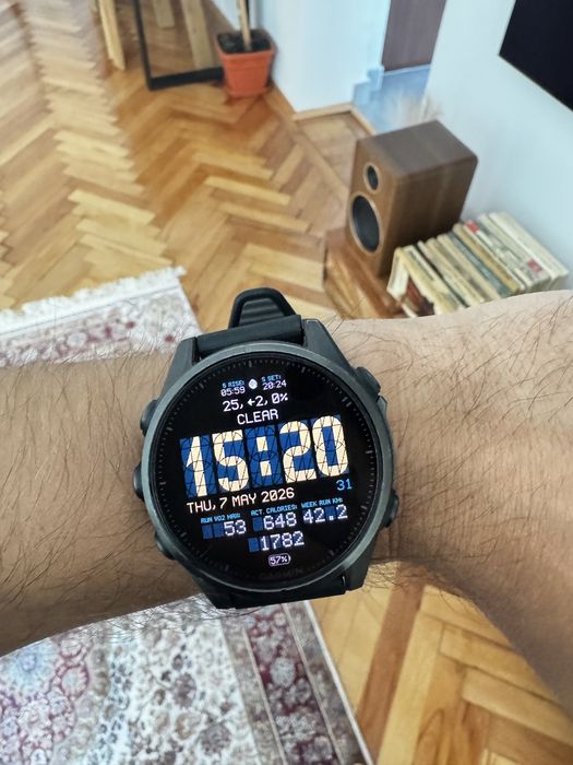 Garmin Fenix 8 Titan Sapphire 43mm