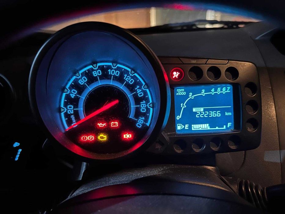 Chevrolet spark 2013