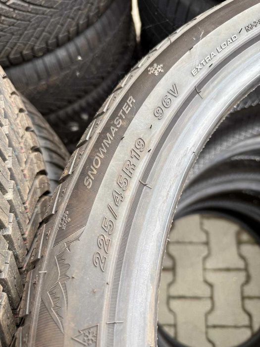225 45 r19 Goodride iarna