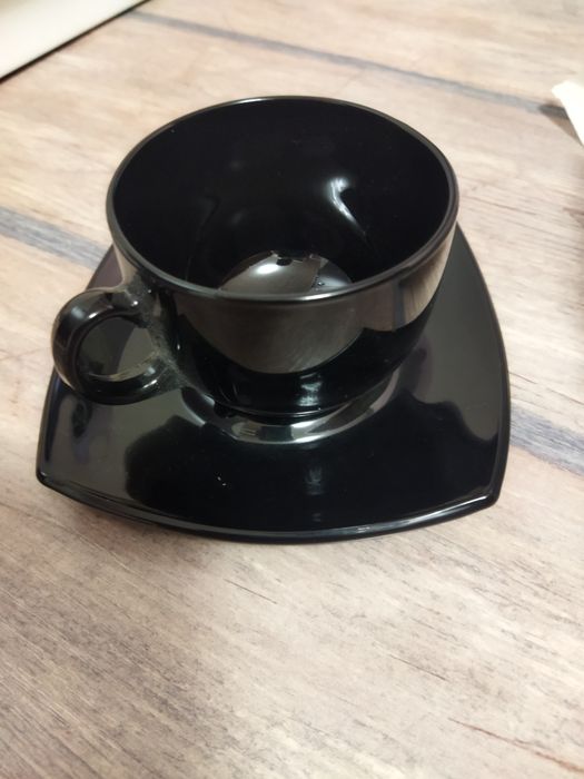 Сервиз за кафе черен  Нов.