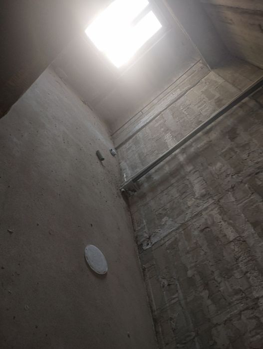 Zudlik bilan Kvartira sotiladi