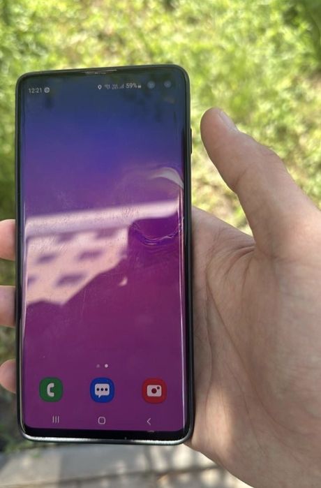 Продам самсунг s 10 plus