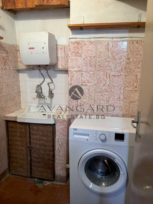 Продава се Тристаен апартамент в Пловдив, Изгрев - 90 кв.м за 636 €/кв.м - Снимка #11