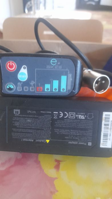 Încărcător bicicleta electrica