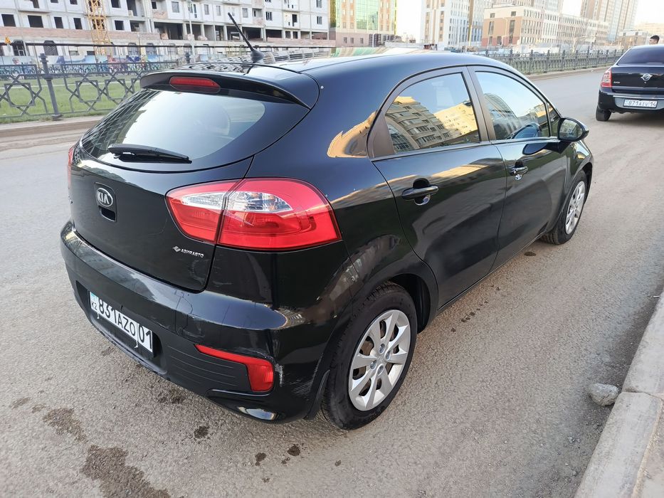 Продам автомобиль KIA RIO