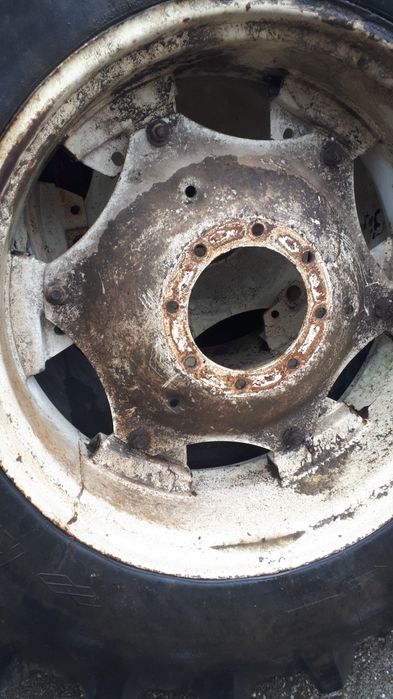 Anvelope tractor 16,9R34 cu jenti U 650