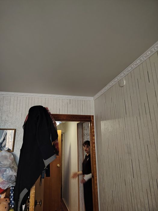 Продам 3ком нов план в районе Бензостроя