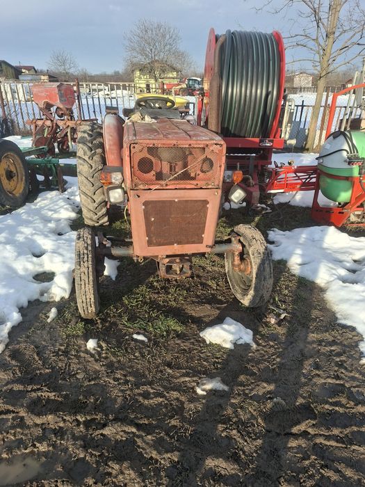 tractor 445 vr. pot ajuta cu transportul