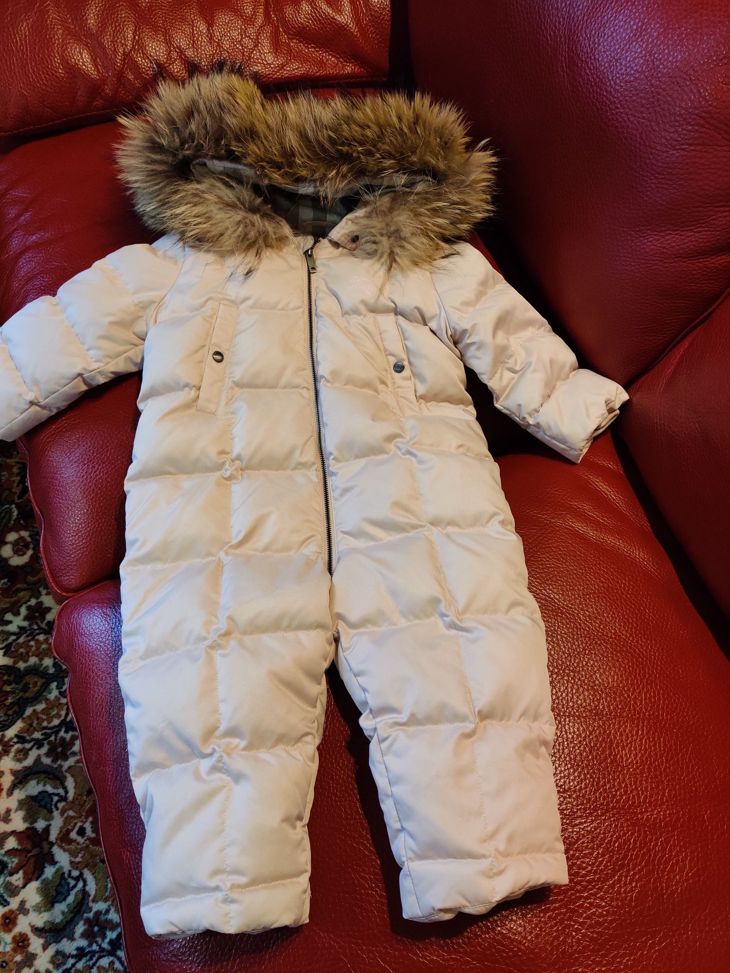Burberry детски космонавт размер 92 см. гр. София в.з. Бояна • OLX.bg
