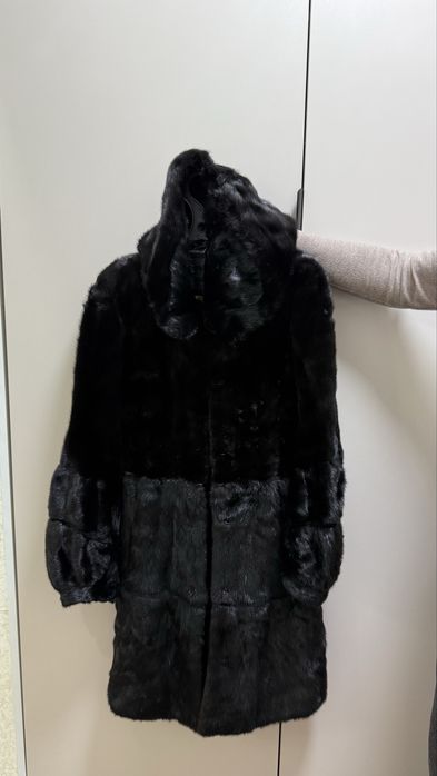 продам норковую шубу