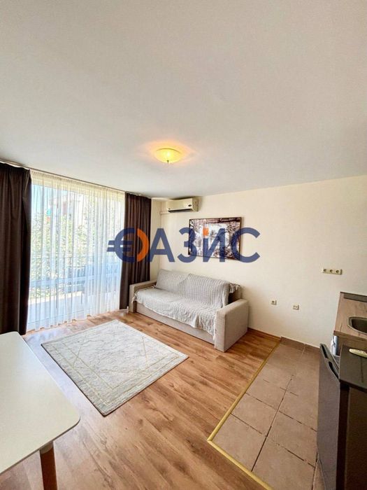 Продава се Едностаен апартамент в к.к. Слънчев бряг - 42 кв.м за 953 €/кв.м - Снимка #2