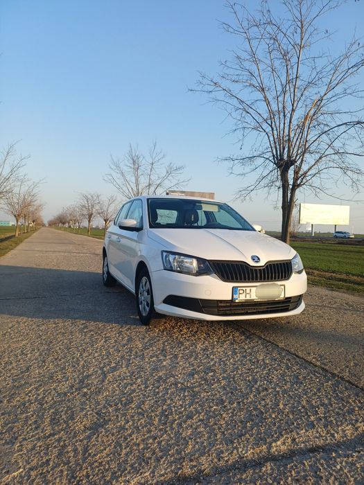 Vând skoda fabia!