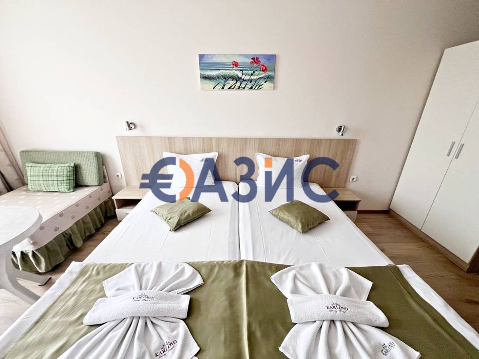 Продава се Двустаен апартамент в к.к. Слънчев бряг - 69 кв.м за 587 €/кв.м - Снимка #4