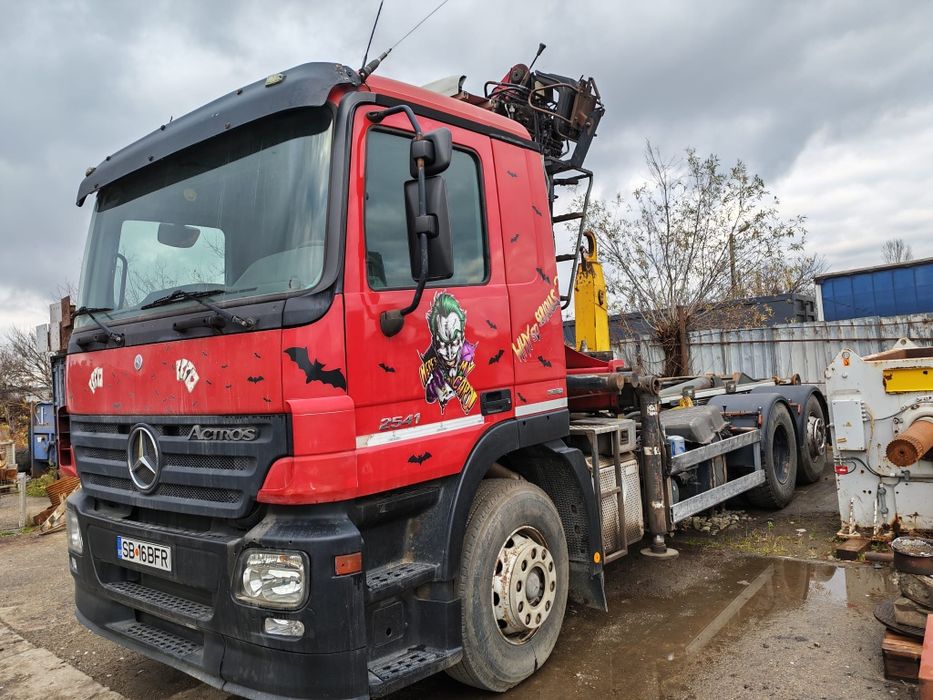 Vând Mercedes Actros abrol +macara an 2007