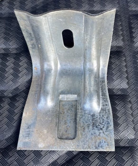 Фасадга профиллар Кронштейнла