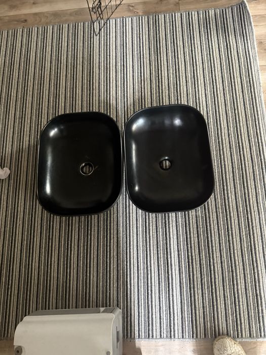 Продам 2 раковины, 3 смесителя