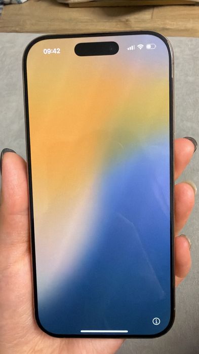 Продам айфон 16 про