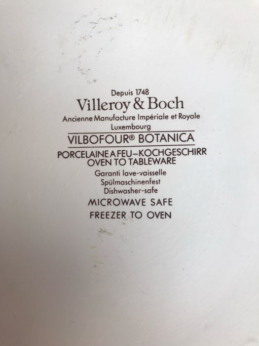 Cescute din portelan fin