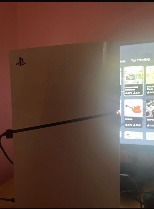 Vând ps5 cu maneta plus fc26