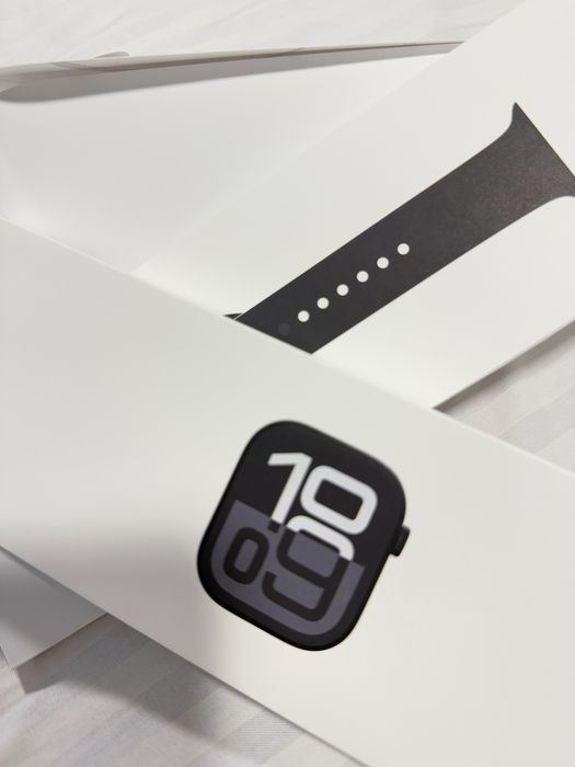 Apple watch 10 series 42 mm. Black