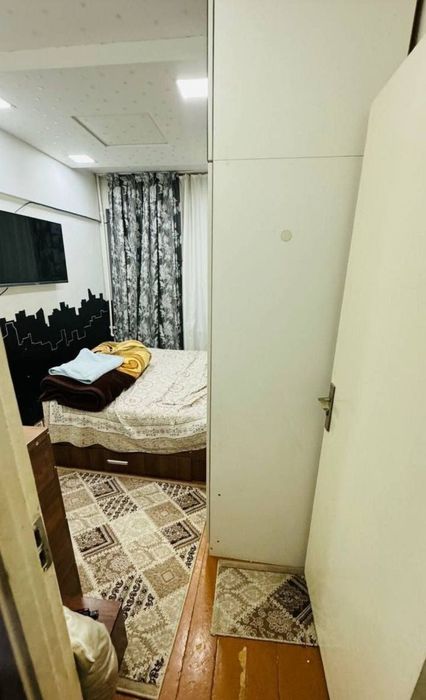 3 xonali uyga 1ta oDam kerak , 1 ta xonaga 2 kishi turadi , yunusobod