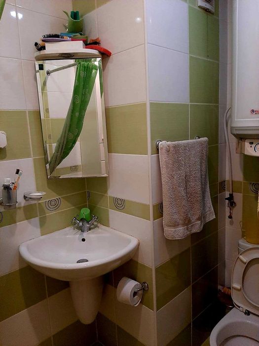 Тристаен апартамент кв.Деленки