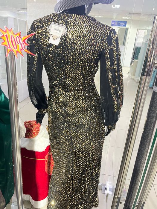 Платье на корпоратив.