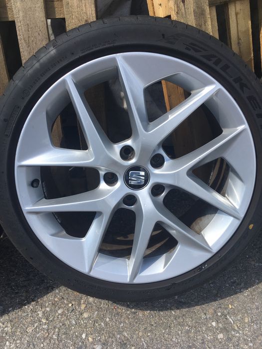 Jante Seat Leon III Fr 5F R18 5x112 Vag group anvelope 225 40 R18