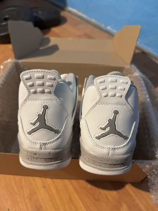 Air Jordan 4 White Oreo 39